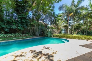 condominio vila verde Jardim Cordeiro 625m² 04 Dormitórios 04 Suítes 5 Vagas