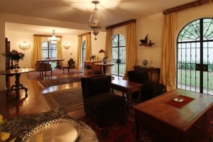 Padrão Jardim América 600m² 05 Dormitórios 01 Suítes 7 Vagas