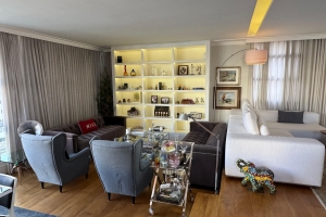 Edifício Planalto Cerqueira César 240m² 03 Dormitórios 03 Suítes 3 Vagas