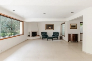 Sobrado Jardim Europa 207m² 03 Dormitórios 02 Suítes 2 Vagas