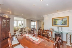 Piazza Quadrifoglio Moema Pássaros 200m² 04 Dormitórios 04 Suítes 4 Vagas