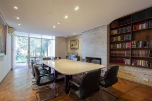 Padrão Jardim Europa 480m² 04 Dormitórios 04 Suítes 4 Vagas