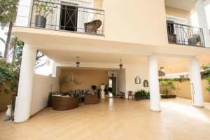 Padrão Jardim Marajoara 525m² 04 Dormitórios 04 Suítes 6 Vagas