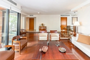 Auguste Rodin Vila Uberabinha 220m² 04 Dormitórios 03 Suítes 4 Vagas