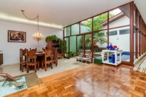 Padrão Jardim Luzitania 241m² 02 Dormitórios 02 Suítes 5 Vagas