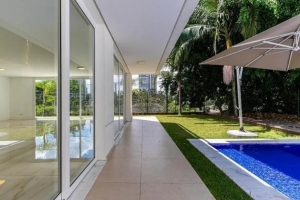 Condominio Porto Fino Parque Colonial 751m² 04 Dormitórios 04 Suítes 8 Vagas