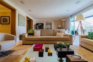 Condominio da Chacara Santa Helena Santo Amaro 350m² 04 Dormitórios 04 Suítes 3 Vagas