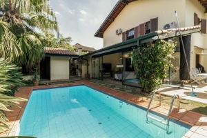 Padrão Jardim Panorama 410m² 04 Dormitórios 03 Suítes 3 Vagas