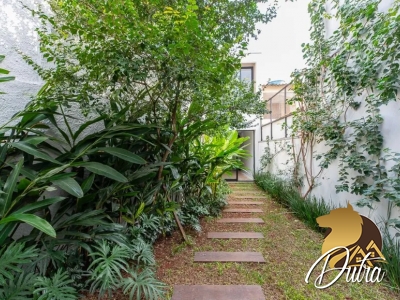 Padrão Jardim Paulista 256m² 03 Dormitórios 03 Suítes 3 Vagas
