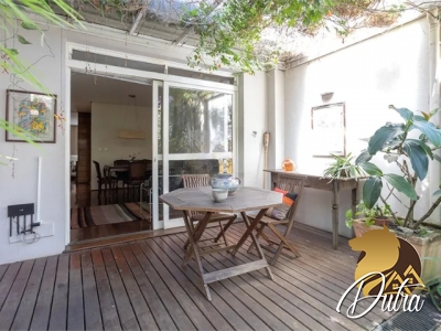 Sobrado Alto de Pinheiros 215m² 03 Dormitórios 01 Suítes 2 Vagas