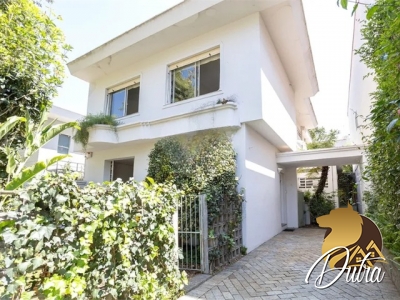 Sobrado Alto de Pinheiros 215m² 03 Dormitórios 01 Suítes 2 Vagas