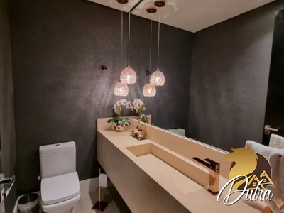 Padrão Jardim Europa 415m² 04 Dormitórios 04 Suítes 3 Vagas