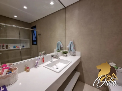 Padrão Jardim Europa 415m² 04 Dormitórios 04 Suítes 3 Vagas