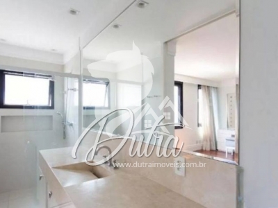 Edifício Art Deco Vila uberabinha 272m² 03 Dormitórios 03 Suítes 4 Vagas