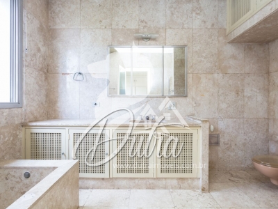 Irma Aguiar de Souza Higienópolis 468m² 04 Dormitórios 02 Suítes 4 Vagas