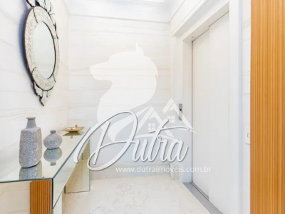 Edifício Itaituba Vila Uberabinha 243m² 03 Dormitórios 03 Suítes 4 Vagas