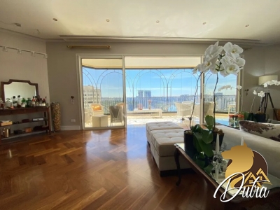 Lindenberg Caroline Mahal Panamby 350m² 04 Dormitórios 04 Suítes 4 Vagas