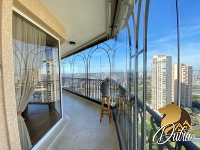 Lindenberg Caroline Mahal Panamby 350m² 04 Dormitórios 04 Suítes 4 Vagas