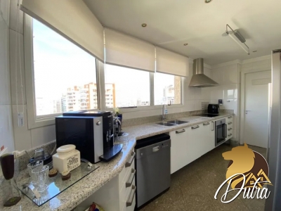 Lindenberg Caroline Mahal Panamby 350m² 04 Dormitórios 04 Suítes 4 Vagas