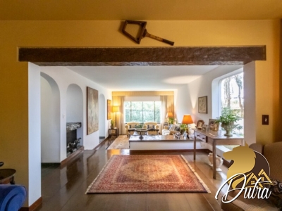 Padrão Alto de Pinheiros 421m² 04 Dormitórios 04 Suítes 4 Vagas