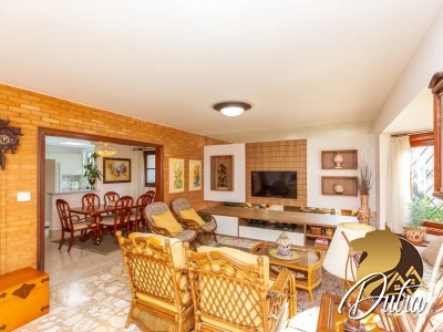 Padrão Jardim Marajoara 228m² 03 Dormitórios 02 Suítes 5 Vagas