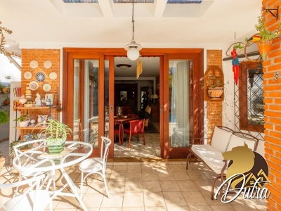 Padrão Jardim Marajoara 228m² 03 Dormitórios 02 Suítes 5 Vagas