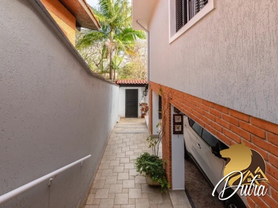 Padrão Jardim Marajoara 228m² 03 Dormitórios 02 Suítes 5 Vagas