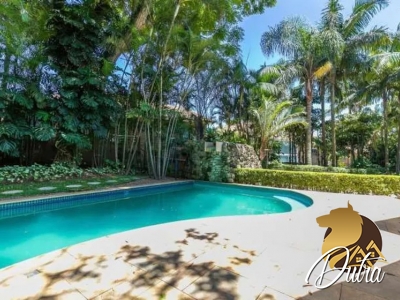 condominio vila verde Jardim Cordeiro 625m² 04 Dormitórios 04 Suítes 5 Vagas