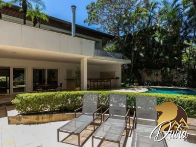 condominio vila verde Jardim Cordeiro 625m² 04 Dormitórios 04 Suítes 5 Vagas