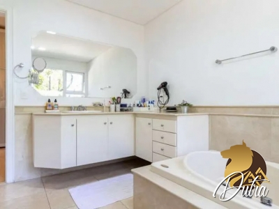 condominio vila verde Jardim Cordeiro 625m² 04 Dormitórios 04 Suítes 5 Vagas