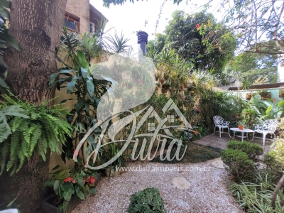 Casa de Condomínio Alto da Boa Vista 350m² 05 Dormitórios 05 Suítes 3 Vagas