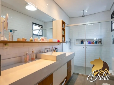 Padrão Jardim Paulista 268m² 03 Dormitórios 03 Suítes 3 Vagas