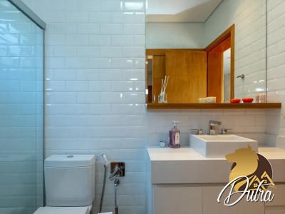 Padrão Jardim Paulista 268m² 03 Dormitórios 03 Suítes 3 Vagas