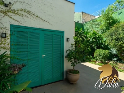 Padrão Jardim Paulista 268m² 03 Dormitórios 03 Suítes 3 Vagas