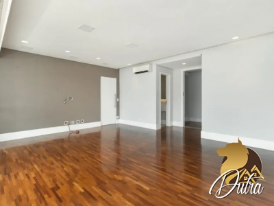 Araguari 561 Vila Uberabinha 184m² 03 Dormitórios 03 Suítes 3 Vagas