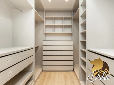 Araguari 561 Vila Uberabinha 184m² 03 Dormitórios 03 Suítes 3 Vagas