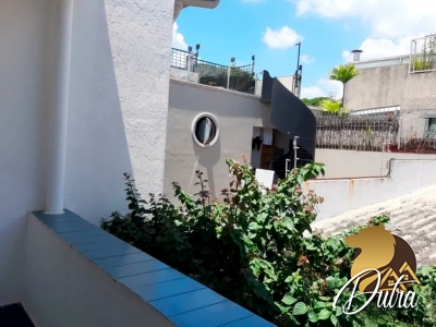 Casa Groelandia Jardim América 175m² 03 Dormitórios 01 Suítes 3 Vagas