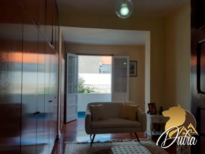 Casa Groelandia Jardim América 175m² 03 Dormitórios 01 Suítes 3 Vagas