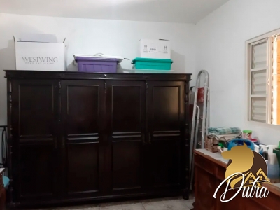 Casa Groelandia Jardim América 175m² 03 Dormitórios 01 Suítes 3 Vagas