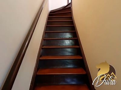 Casa Groelandia Jardim América 175m² 03 Dormitórios 01 Suítes 3 Vagas