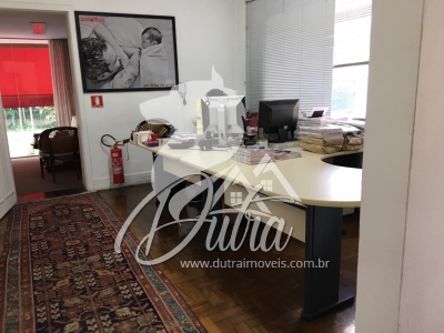 Casa Comercial Pinheiros 360m² 06 Dormitórios 7 Vagas