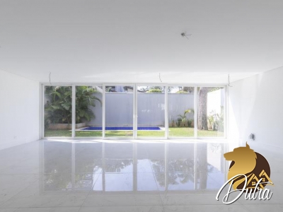 Condomínio Hipica gardem Chácara Santo Antônio (Zona Su 525m² 04 Dormitórios 04 Suítes 5 Vagas