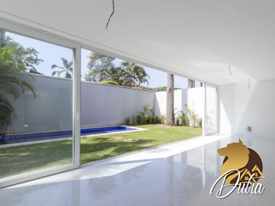 Condomínio Hipica gardem Chácara Santo Antônio (Zona Su 525m² 04 Dormitórios 04 Suítes 5 Vagas