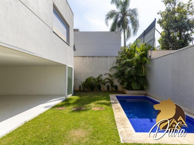 Condomínio Hipica gardem Chácara Santo Antônio (Zona Su 525m² 04 Dormitórios 04 Suítes 5 Vagas