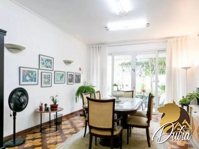 Padrão Jardim Paulista 370m² 03 Dormitórios 03 Suítes 4 Vagas