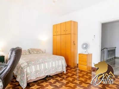 Padrão Jardim Paulista 370m² 03 Dormitórios 03 Suítes 4 Vagas