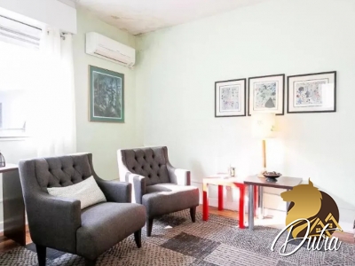 Padrão Jardim Paulista 370m² 03 Dormitórios 03 Suítes 4 Vagas