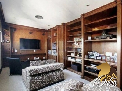 Cerqueira Cesar Cerqueira César 858m² 04 Dormitórios 04 Suítes 5 Vagas