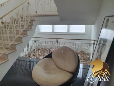 Cerqueira Cesar Cerqueira César 858m² 04 Dormitórios 04 Suítes 5 Vagas