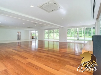 Casa de Condomínio Alto Da Boa Vista 867m² 04 Dormitórios 04 Suítes 8 Vagas